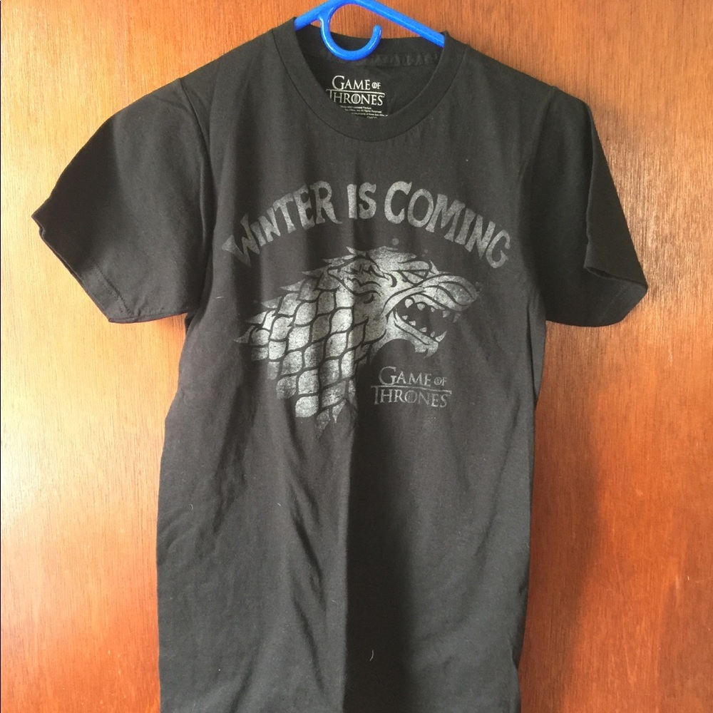 Game of thrones 2 tee shirts